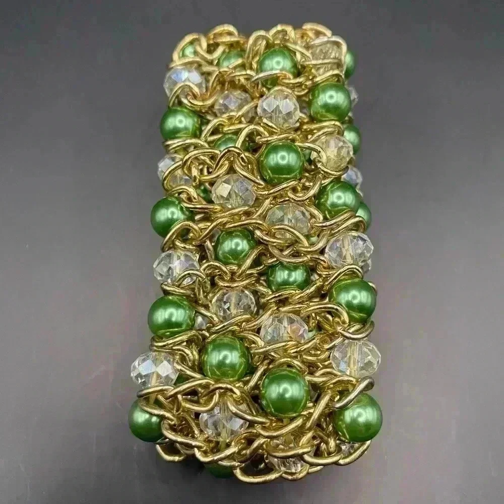 VGT Skyline Collection Gold-tone Emerald Green Crystal Beaded Necklace Bracelet